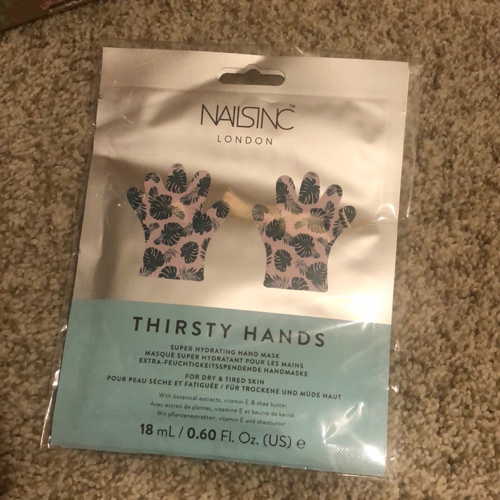 Nails.INC Thirsty Hands Super Hydrating Hand Masks